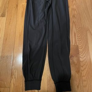 lululemon joggers